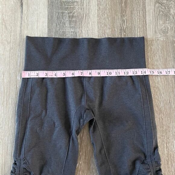 Lululemon In The Flow Crop Legging Dark Charcoal Grey - Picture 9 of 10